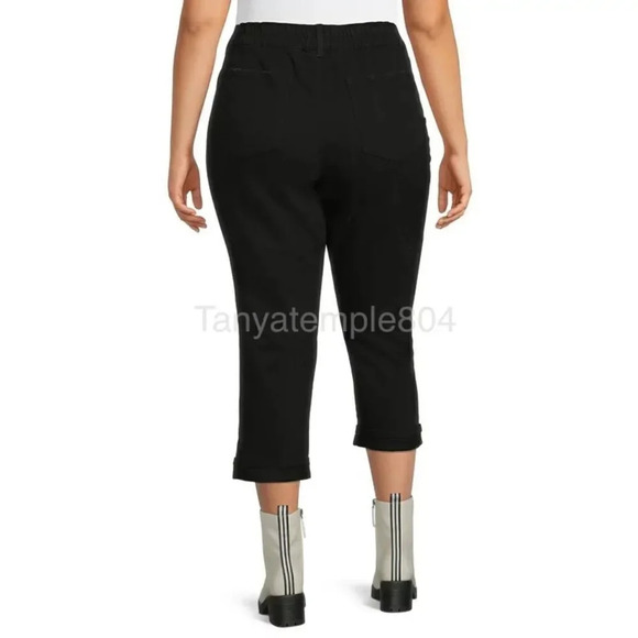 Terra & Sky Women's Plus Size Pull On Curvy Capri Pants with frayed pock… - Picture 5 of 6
